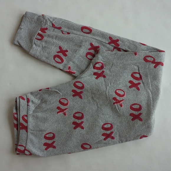 Two Piece Pajama Pant Set XO Hugs & Kisses MEDIUM Gray Red - Picture 6 of 16